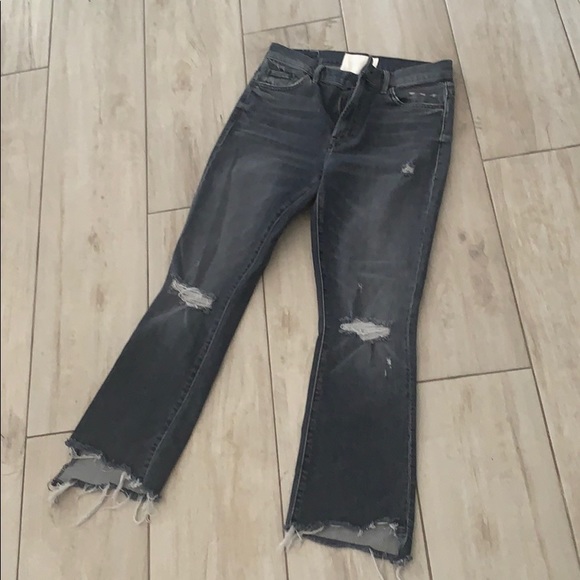 MOTHER Denim - MOTHER The Insider Chewed Step Hem Cropped Jeans